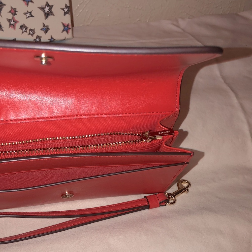 Coach Wallet - Picture 9 of 10